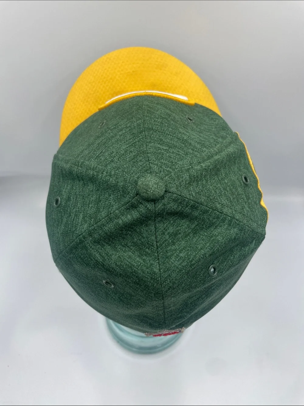 Green & Gold Youth Cap with Team Logo. NFL. New Era Cap Co. Packers. Preowned.